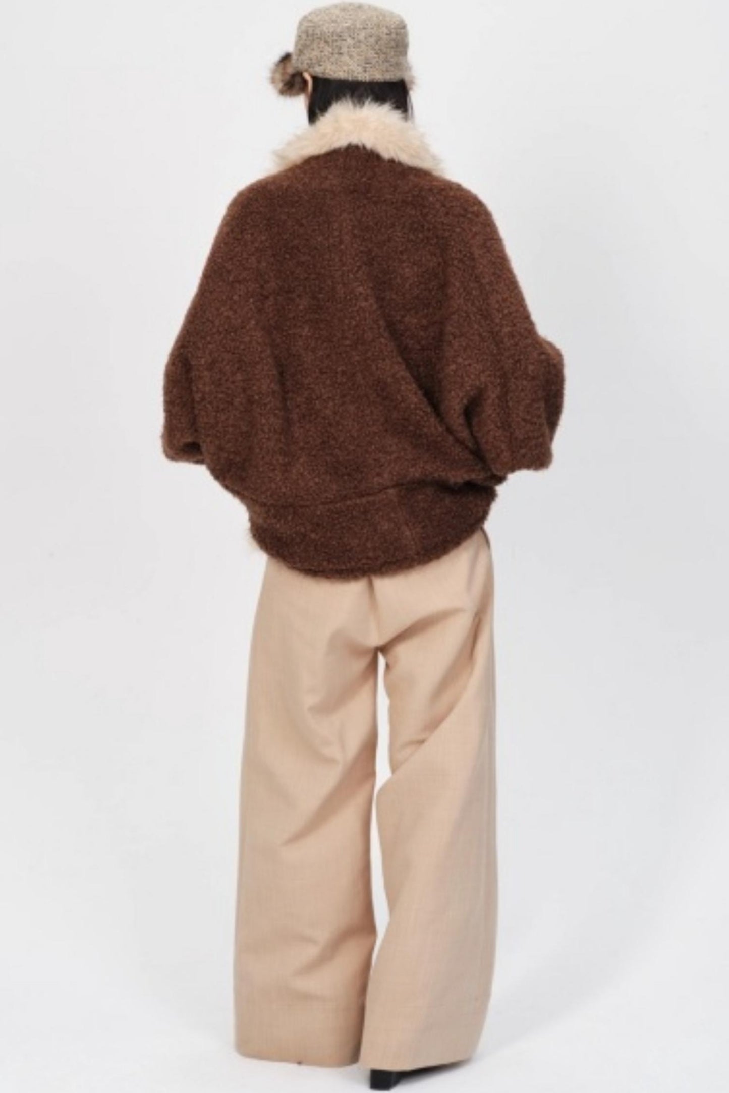 Pleated Low Rise Wide-Leg Pants