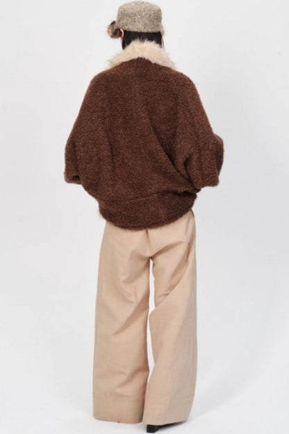 Pleated Low Rise Wide-Leg Pants