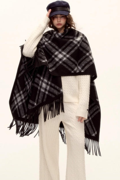 Retro Plaid Tassel Cape Shawl