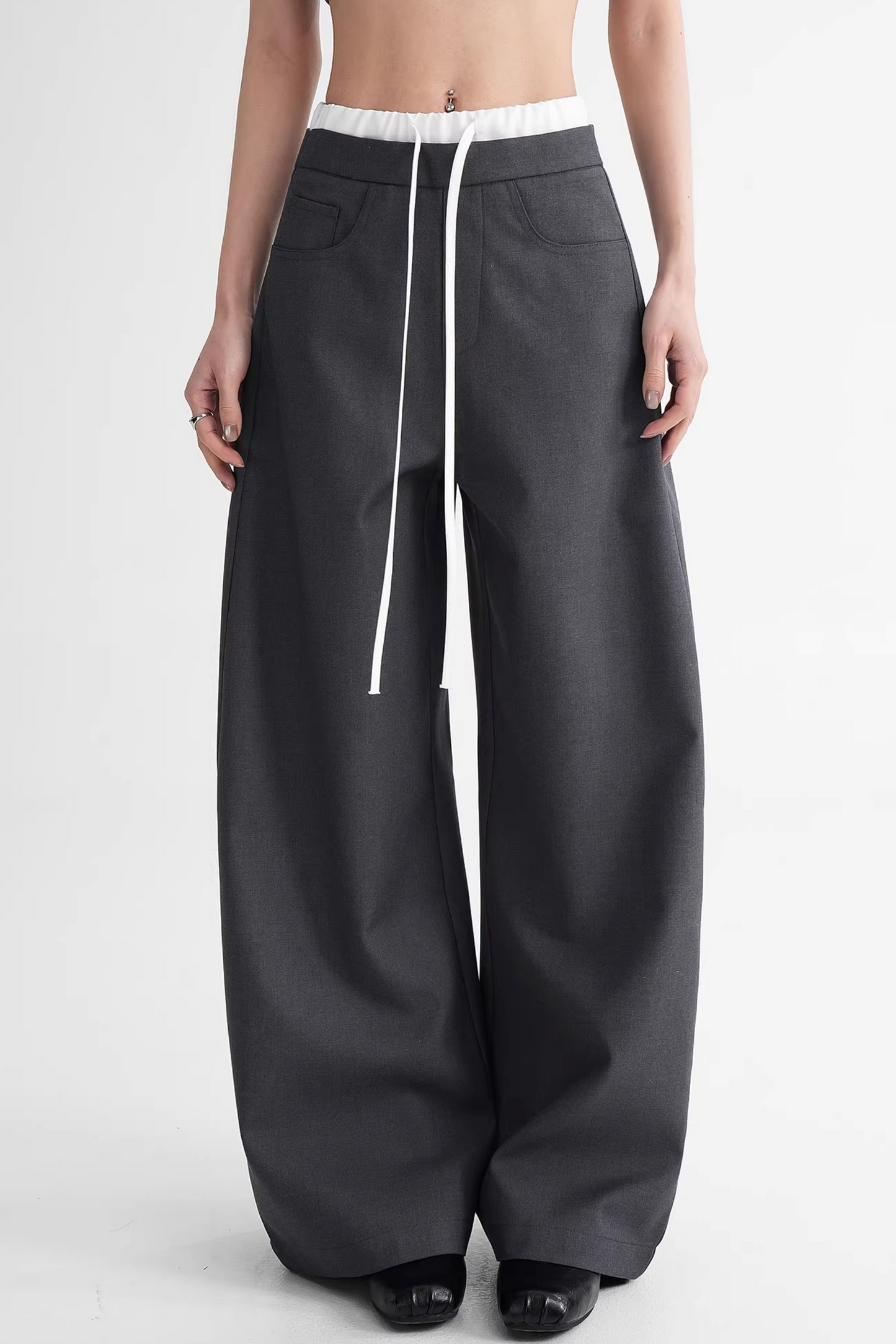 Elegant Color-Blocking Wide-Leg Pants