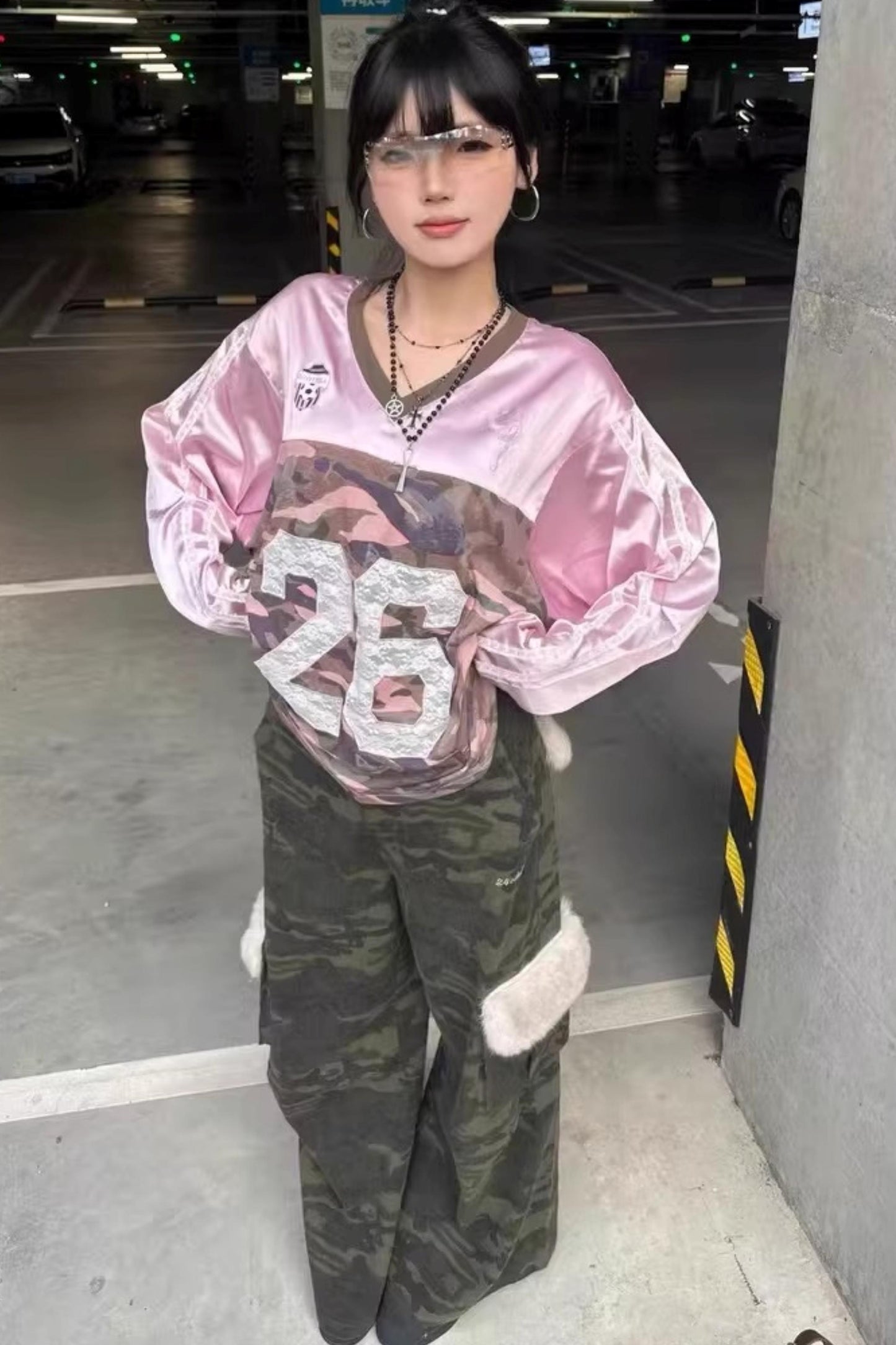 Retro-Cargohose mit Tarnmuster