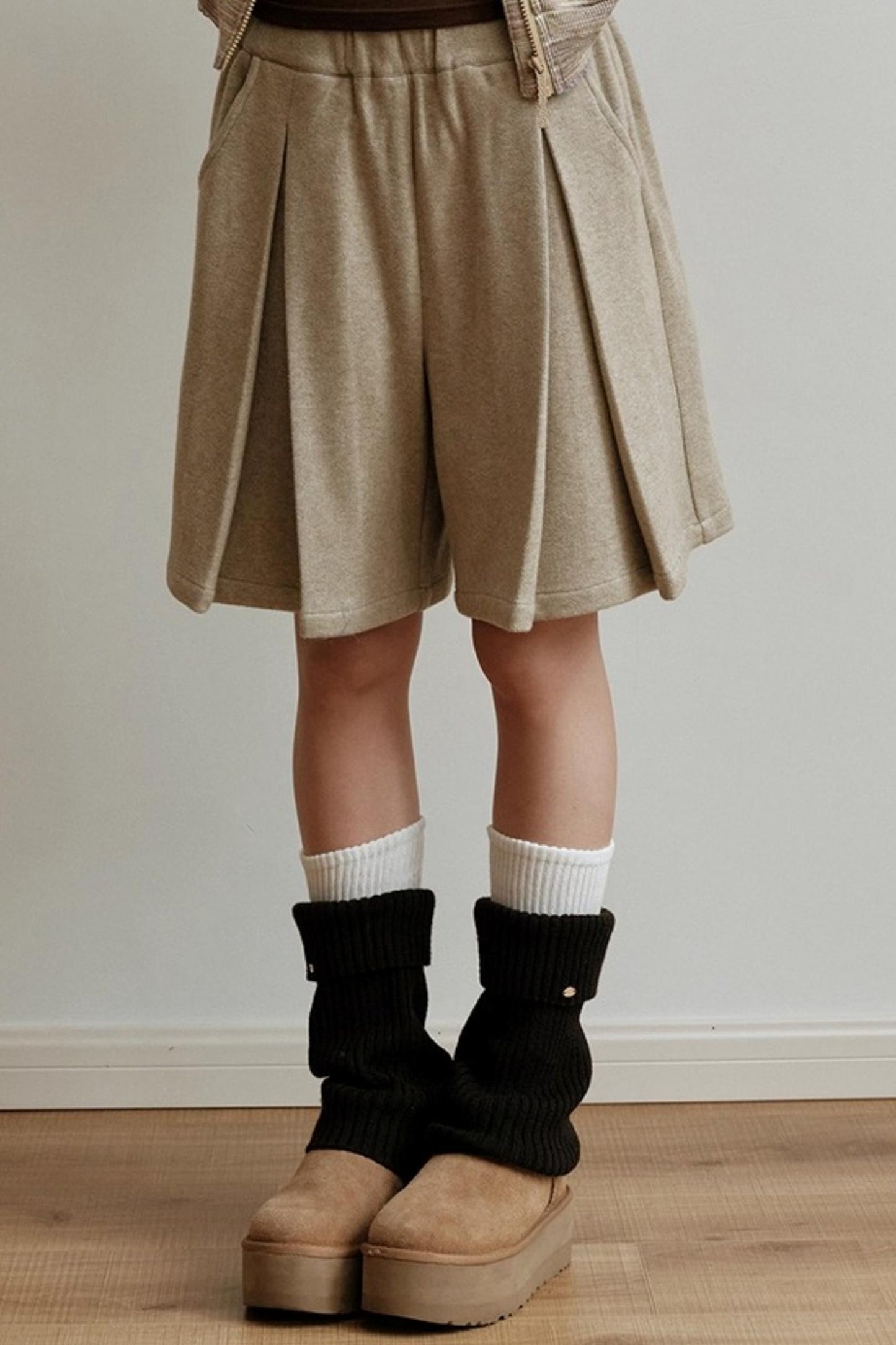 Gold Label Knitted Wool Blend Calf Sock Cover