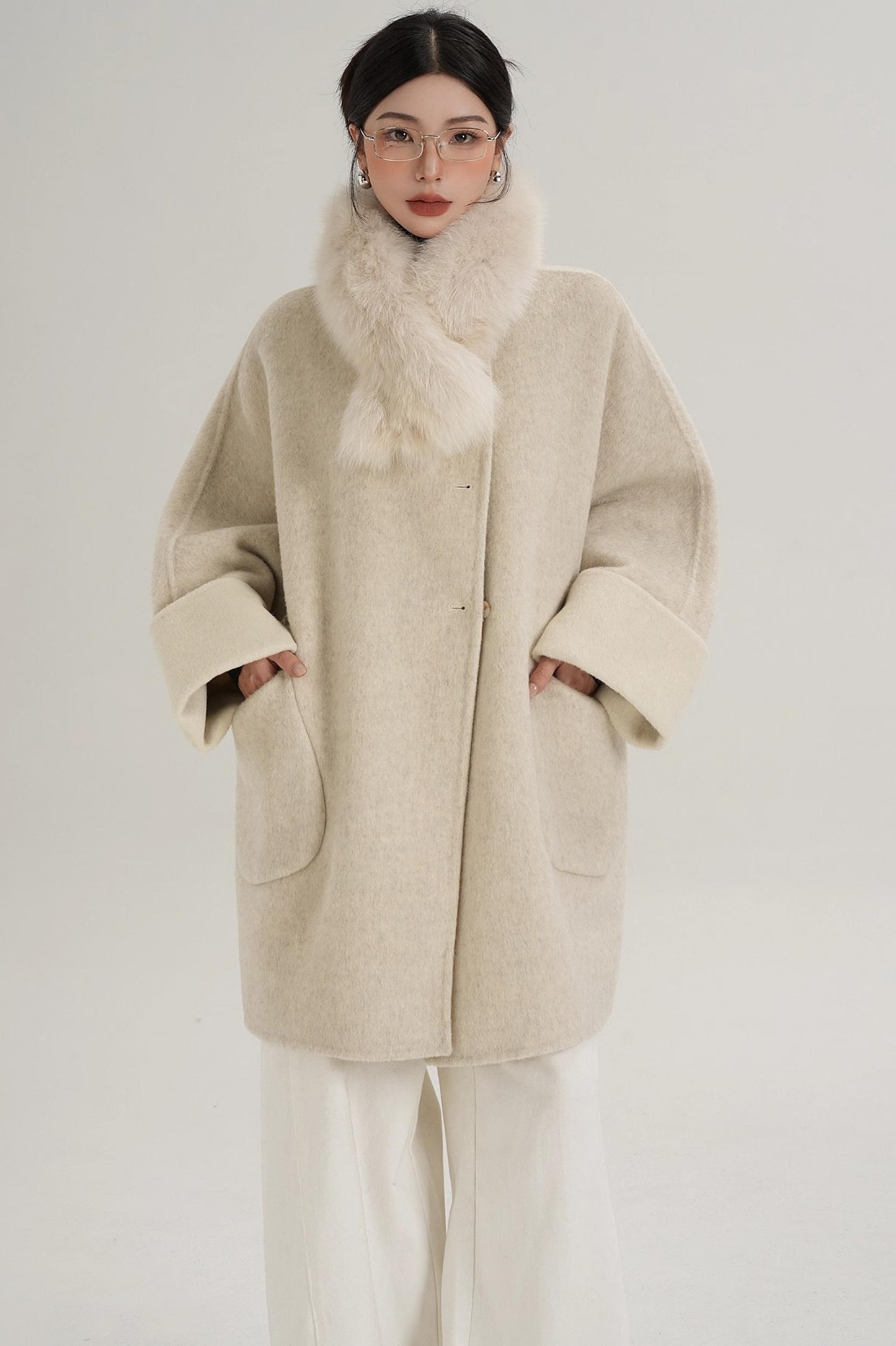 Elegant Fox Fur Collar Wool Cape Coat