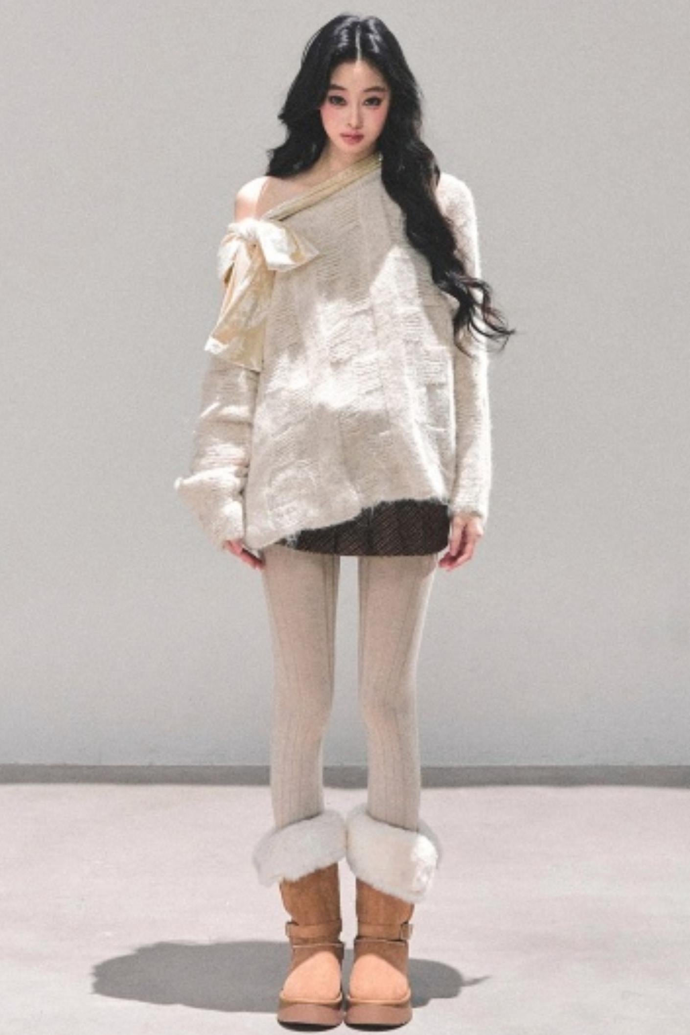 Sweet Bow-Knot Off-Shoulder Sweater