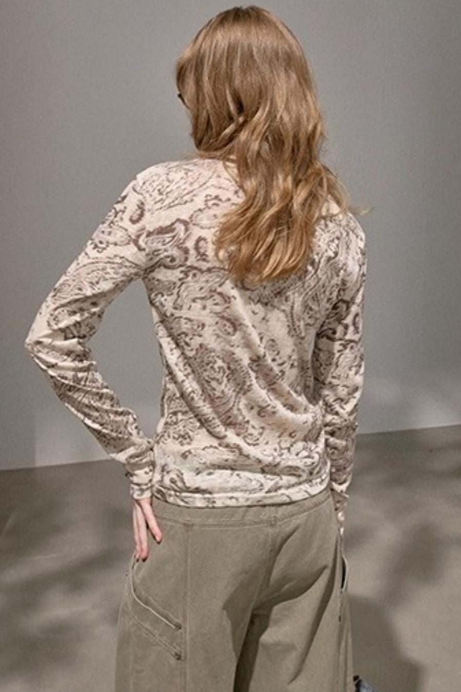 Cashew Flower Slim Print Knitted Top