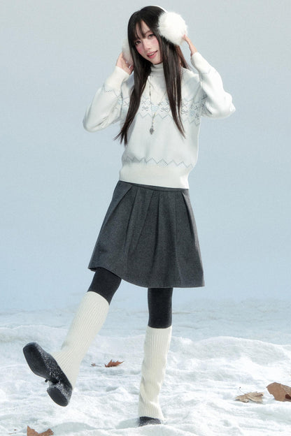 Fragile V-Neck Snow Top