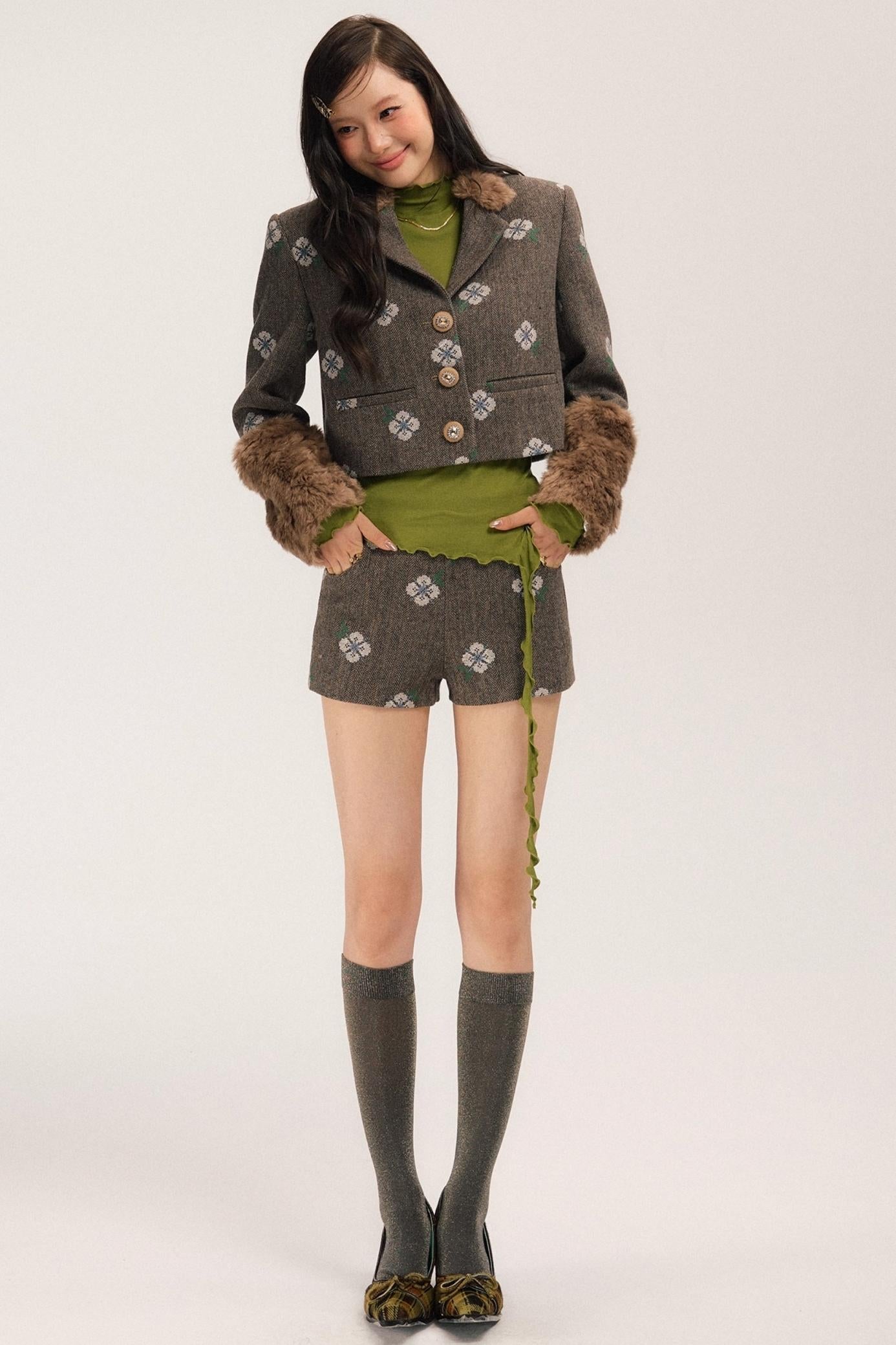 Retro Embroidery Tweed Fur Shorts Set-Up
