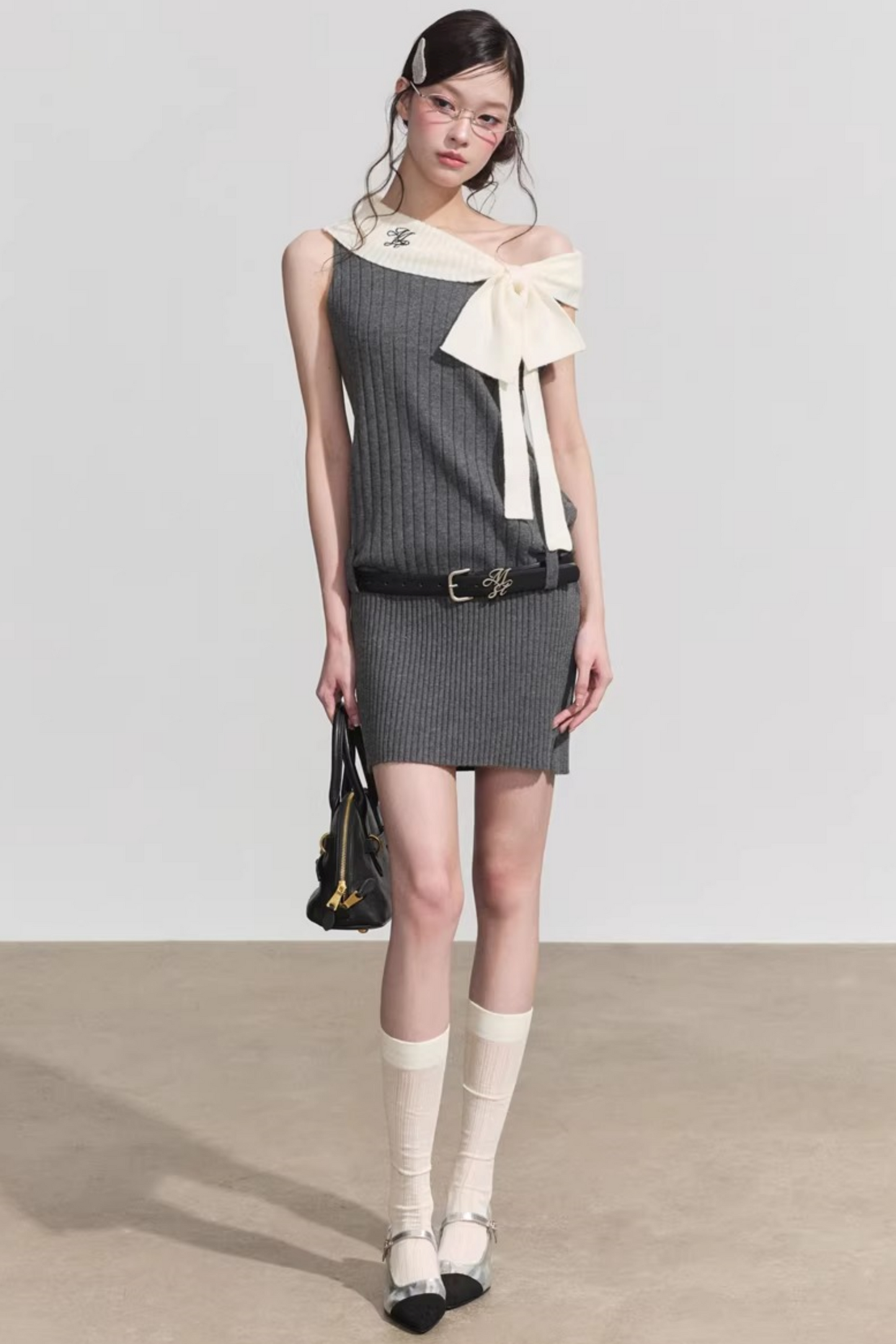 Chic One-Shoulder Bow Tie Mini Dress