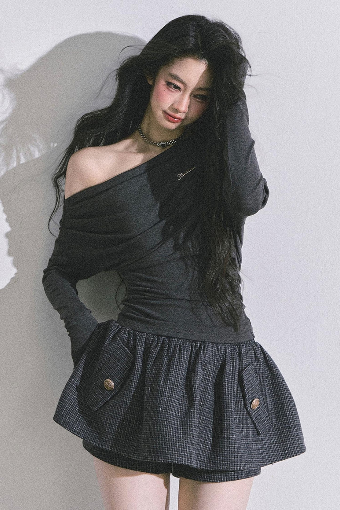 Melbourne Korean Slanted Shoulder T-shirt