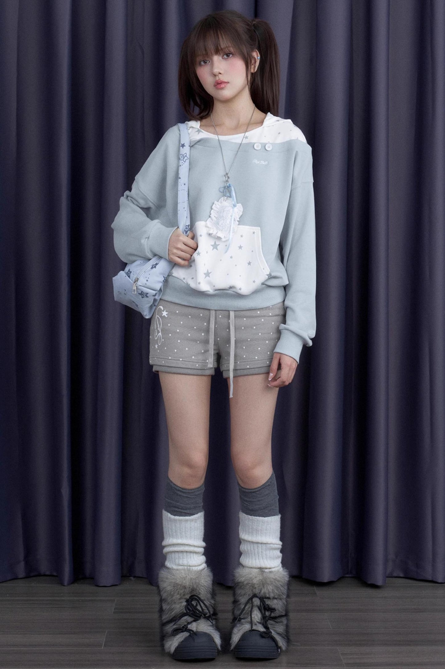 Star Line Sweatshirt