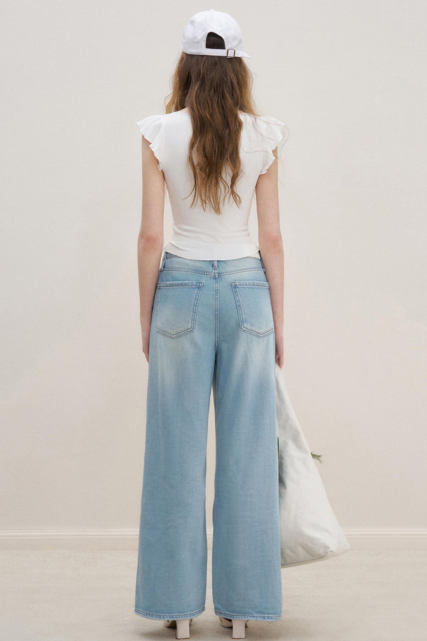 Lace V-Neck Tee Set-Up