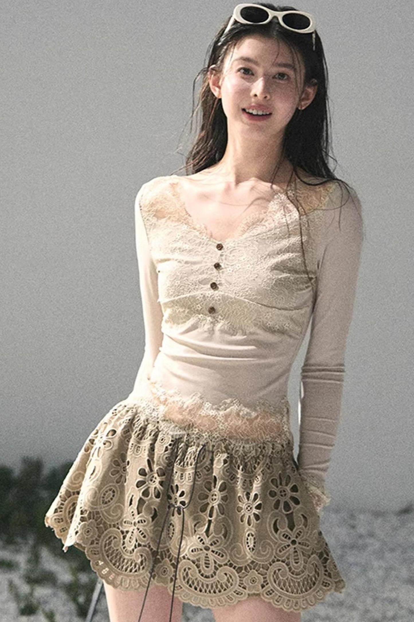 Wind Trace Lace Top