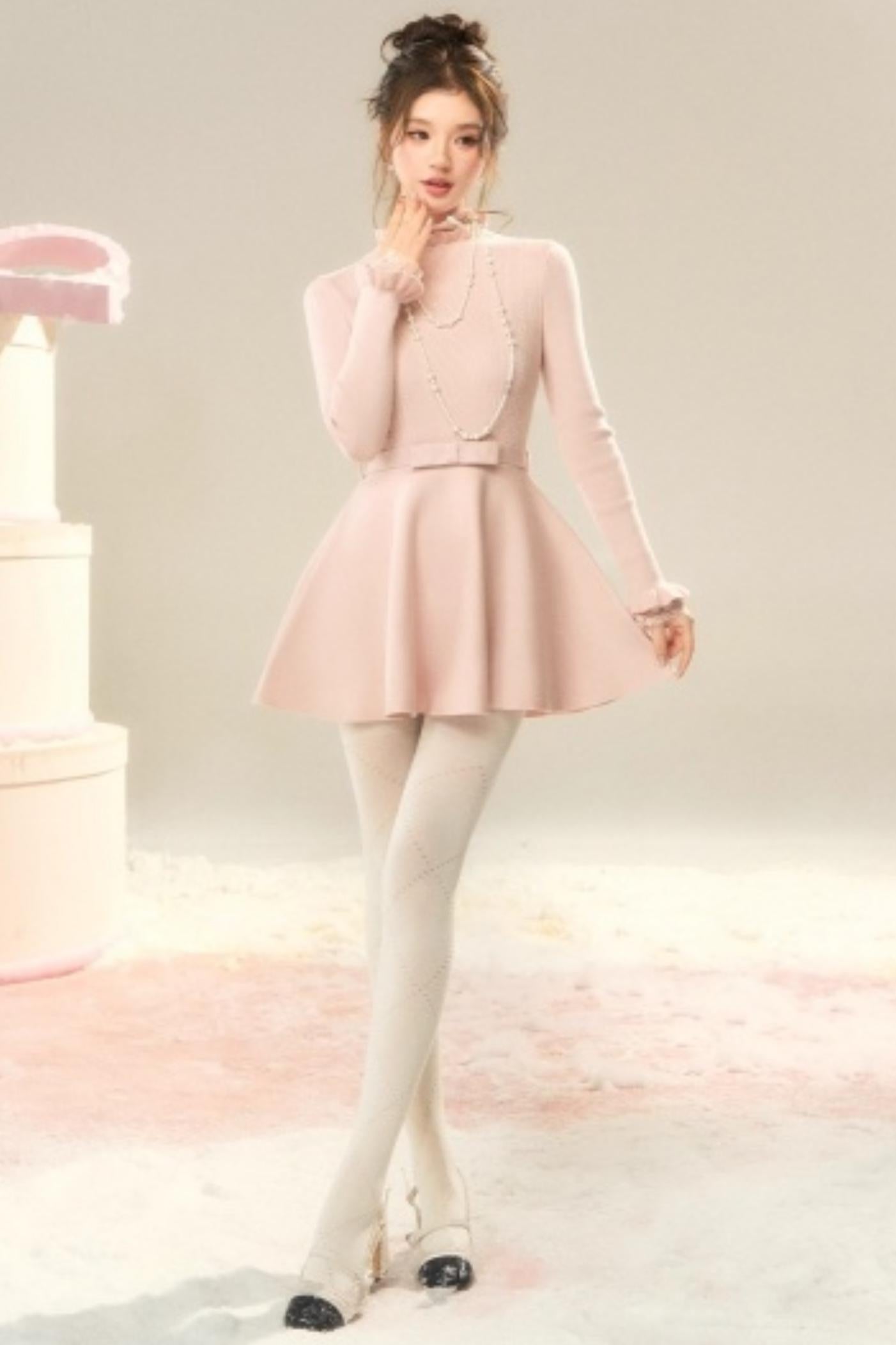 Lace High-Neck Knitted Dress