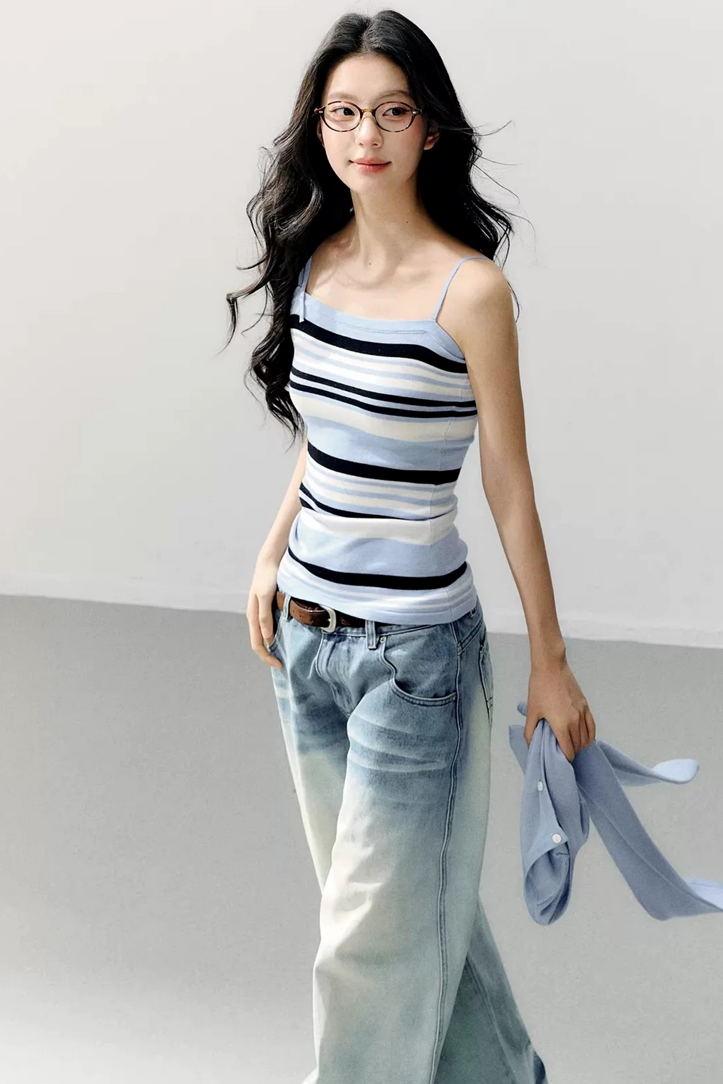 Conjunto de blusa de tirantes a rayas