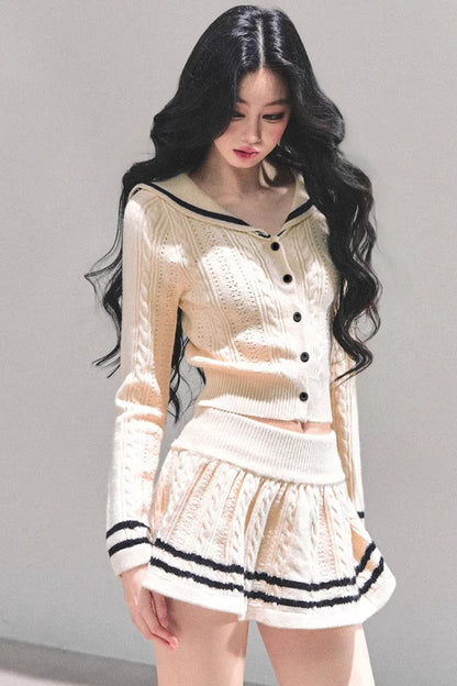 Red Evening Breeze Knitted Sweater Set-Up