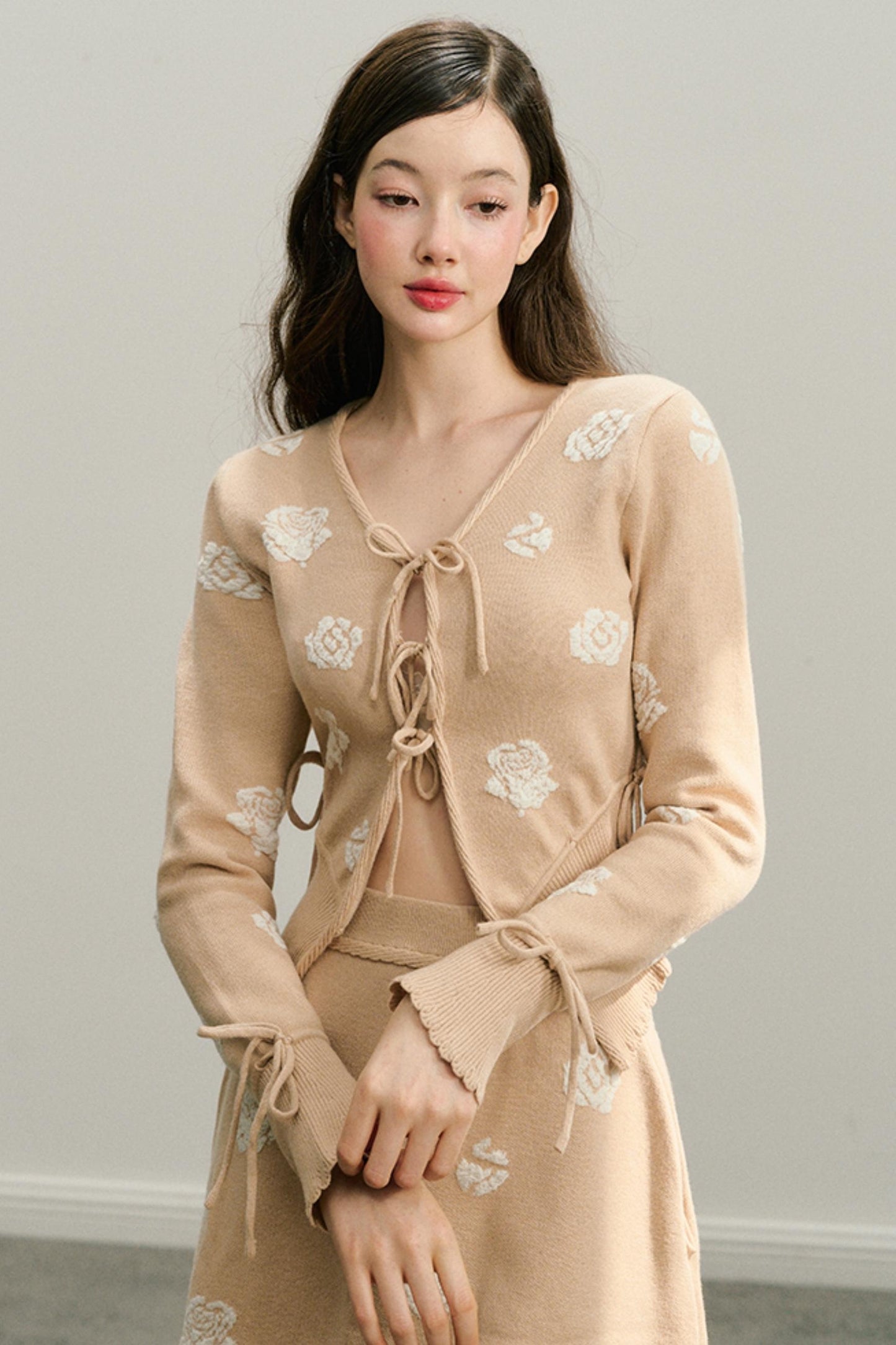 Floating Flowers Jacquard Knit Skirt Set-Up