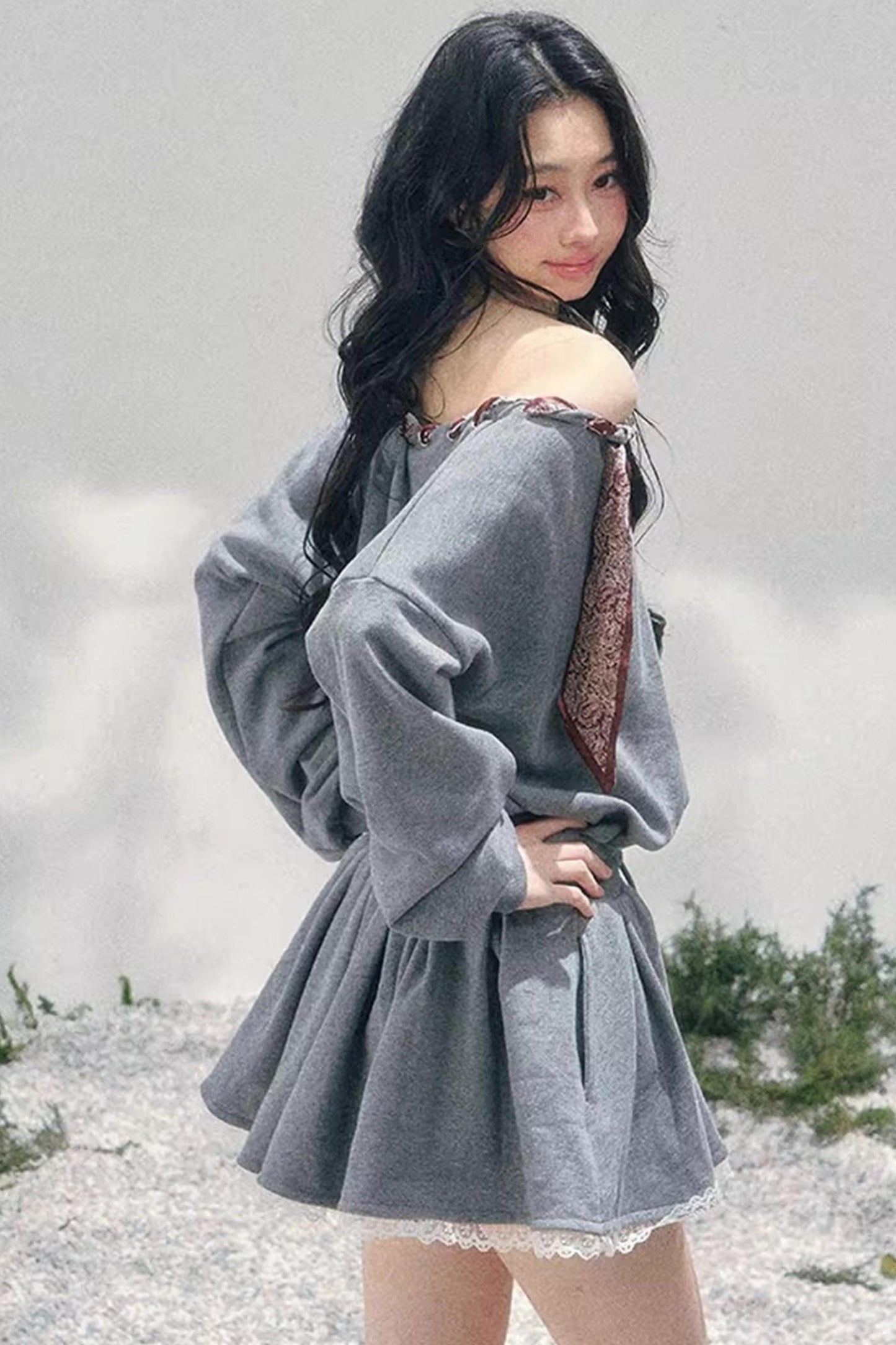Spitzen-Ein-Schulter-Kleid