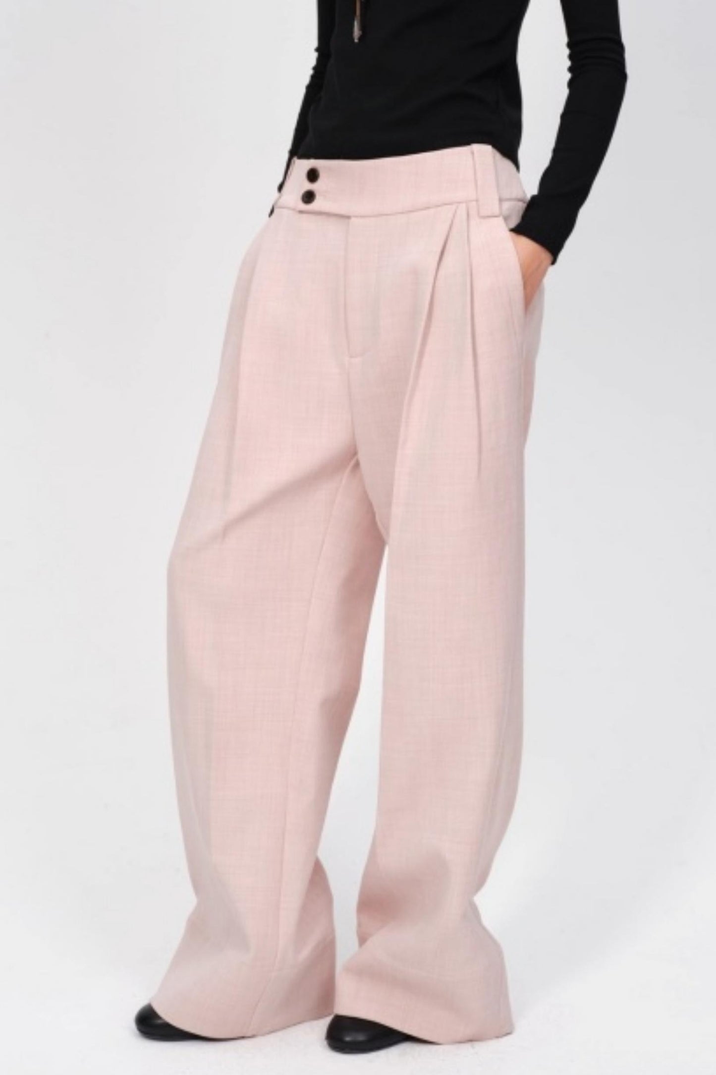 Pleated Low Rise Wide-Leg Pants