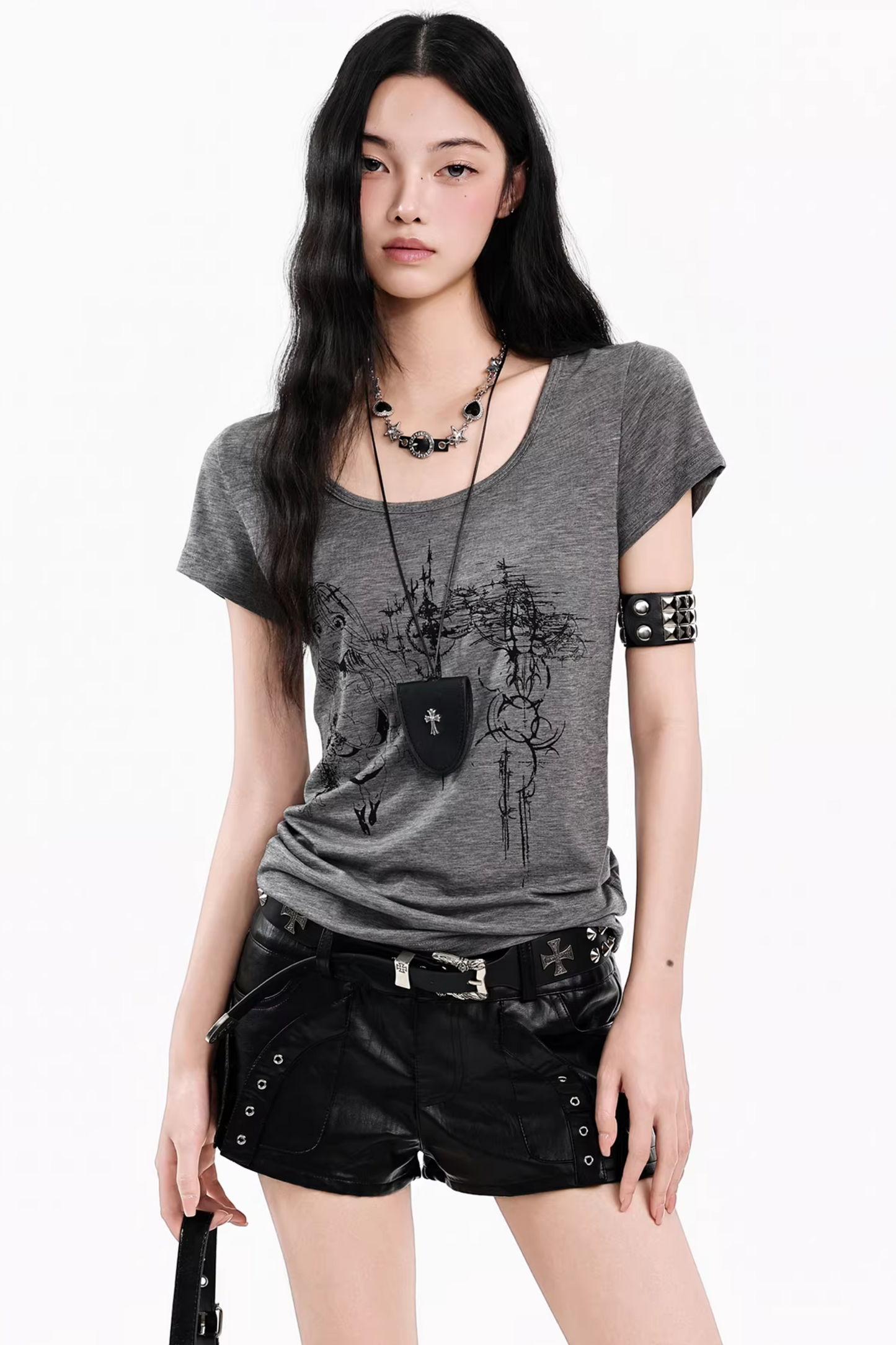 Dunkelgraues Buchstaben-Oberteil