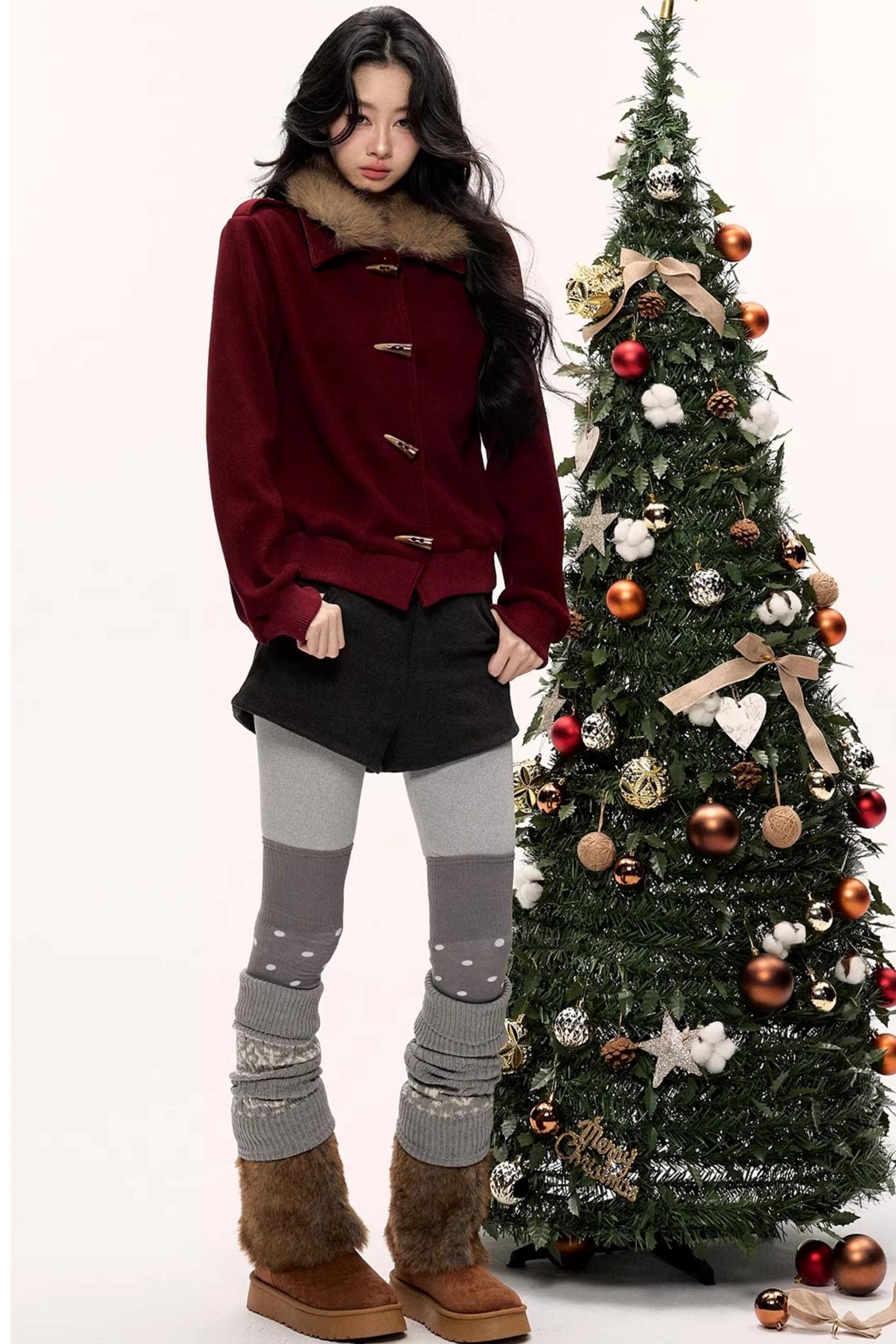 Gray-Pink Polka Dot Snow Socks