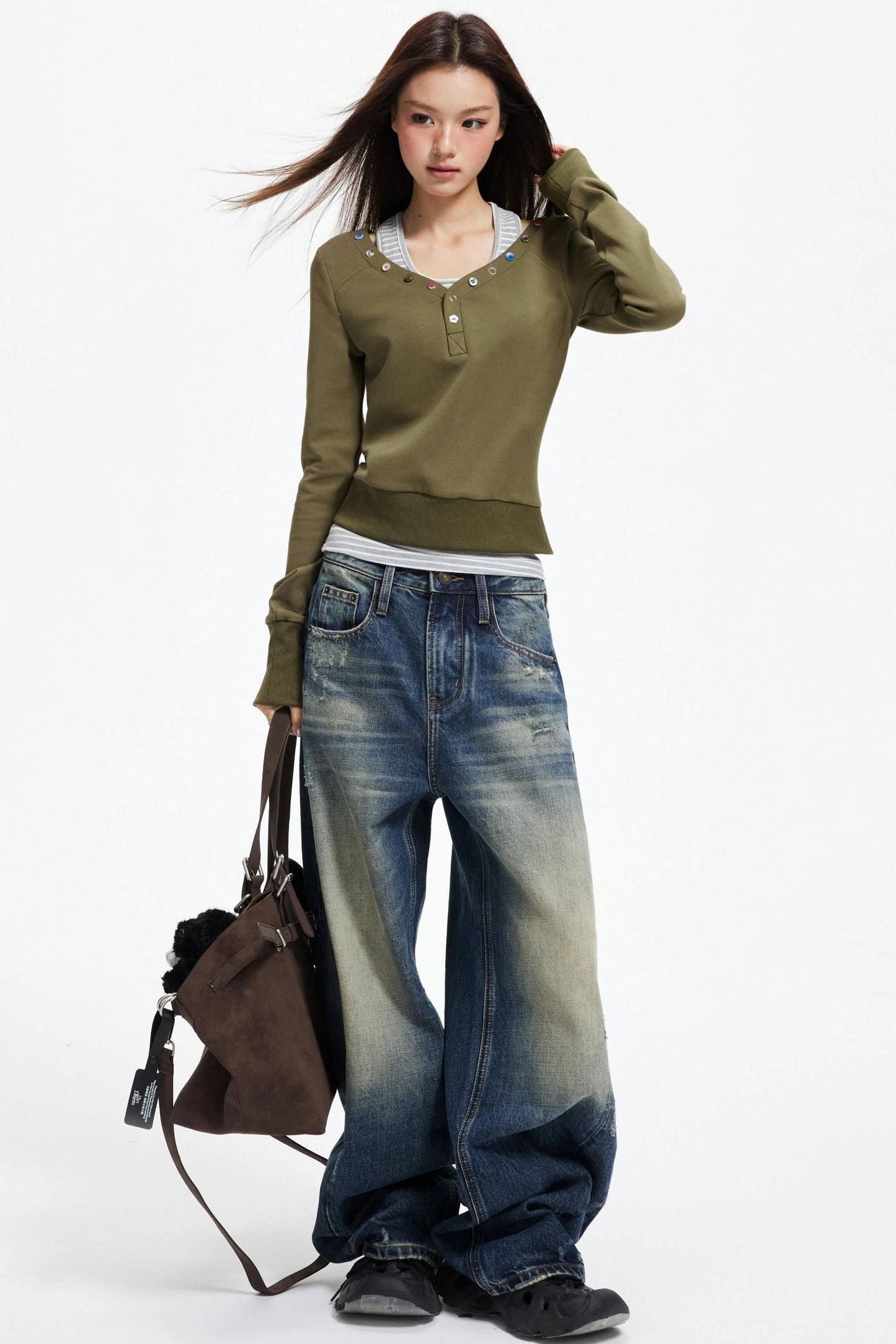 Big V-Neck Knitted Sweater Set-Up