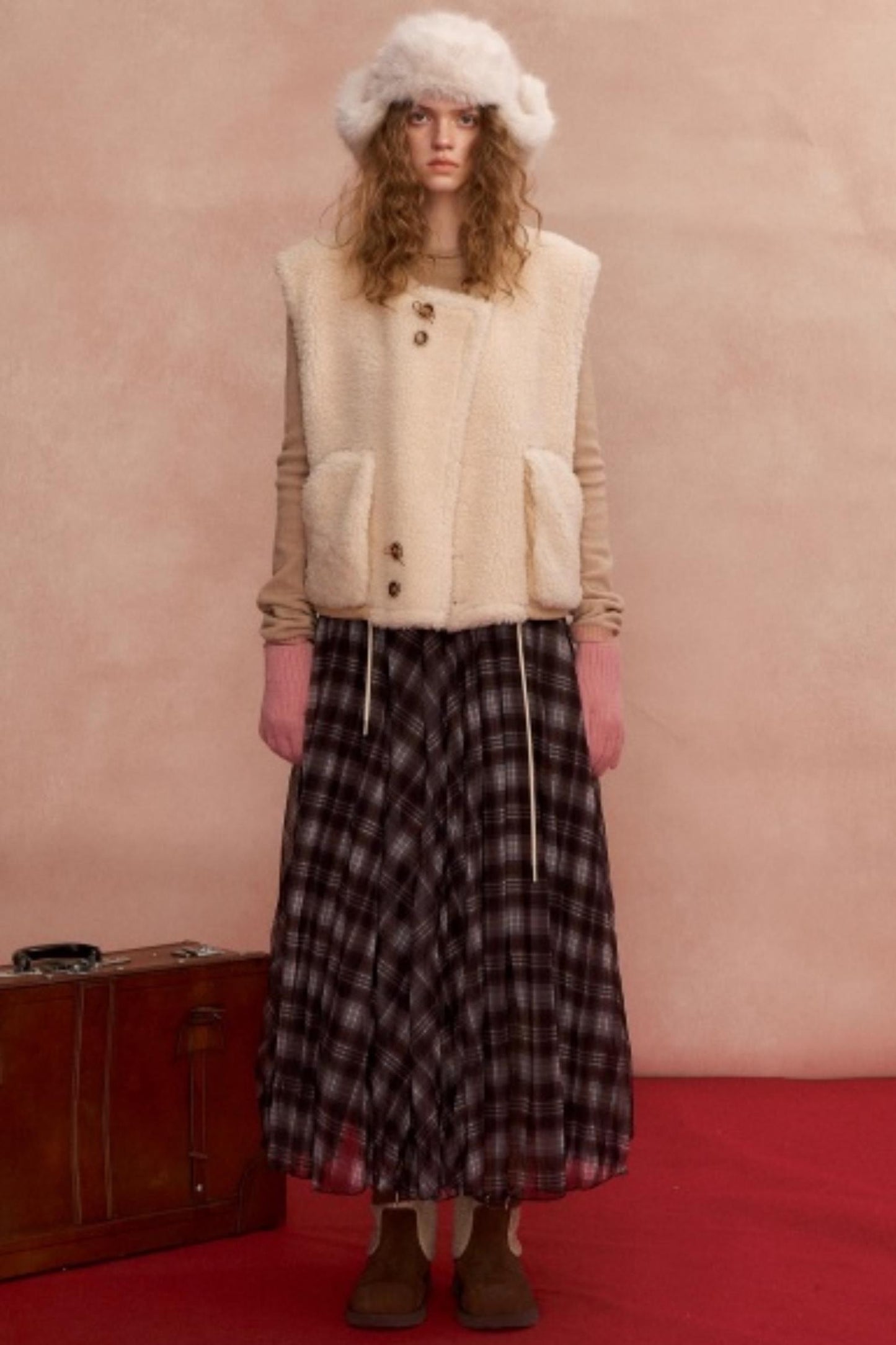 Contrasting Color Layered Sweater