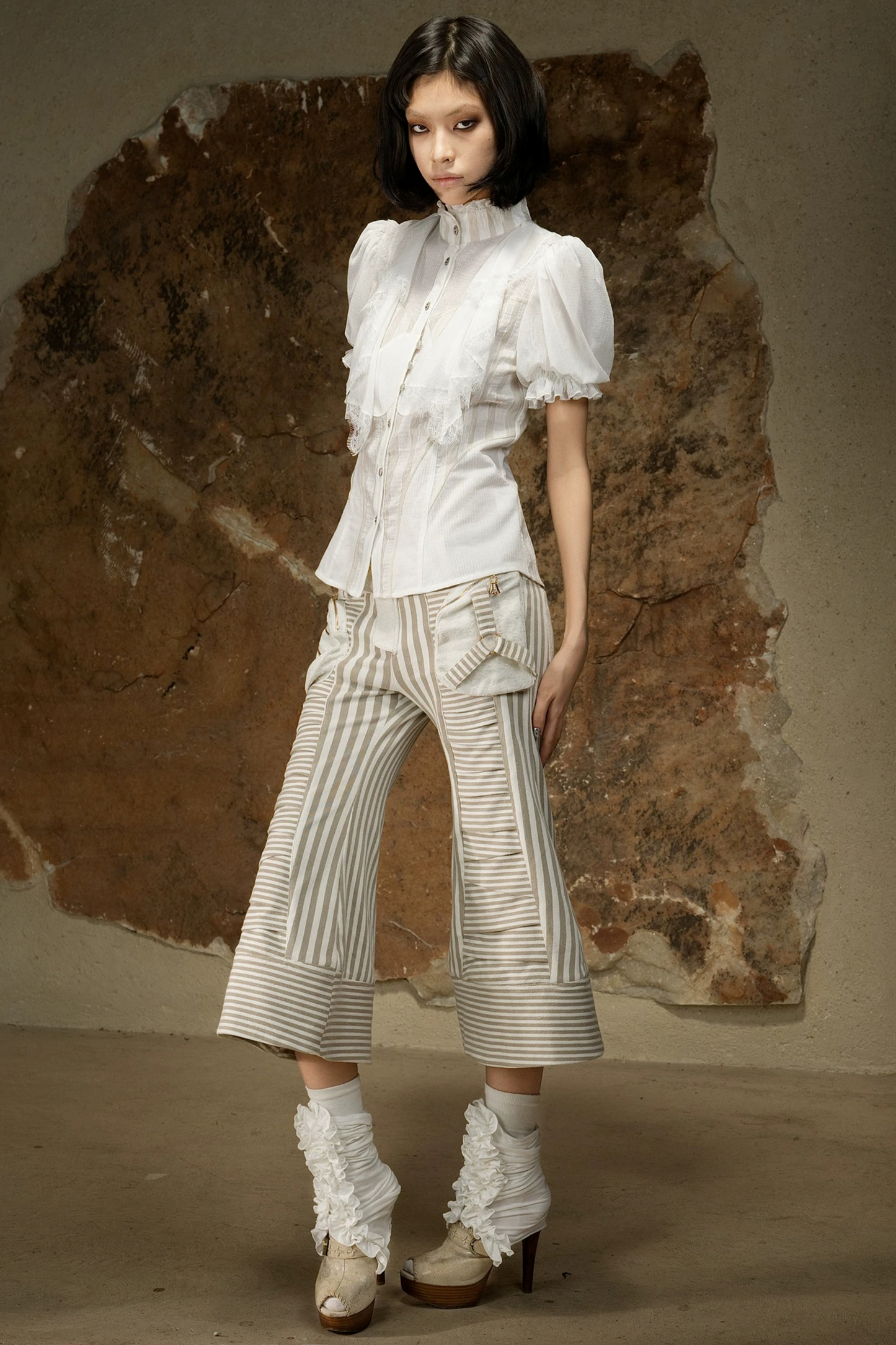 Dark Punk Cropped Pants