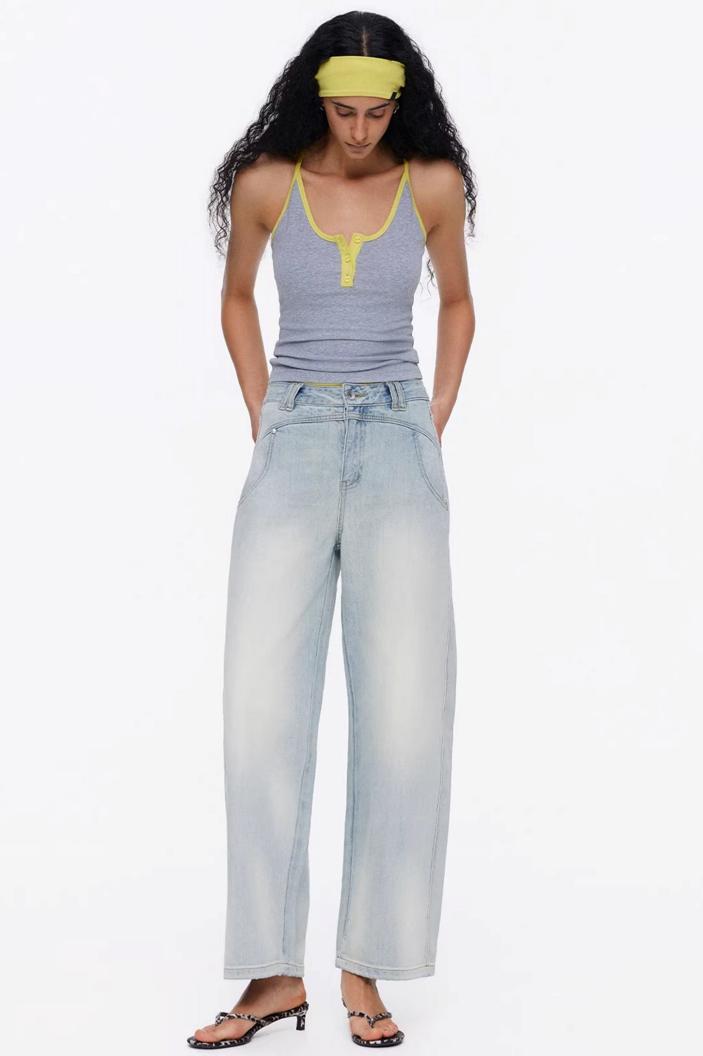 Color-Contrasting Slim-Fit Vest