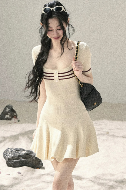 Strickkleid mit Karree-Ausschnitt