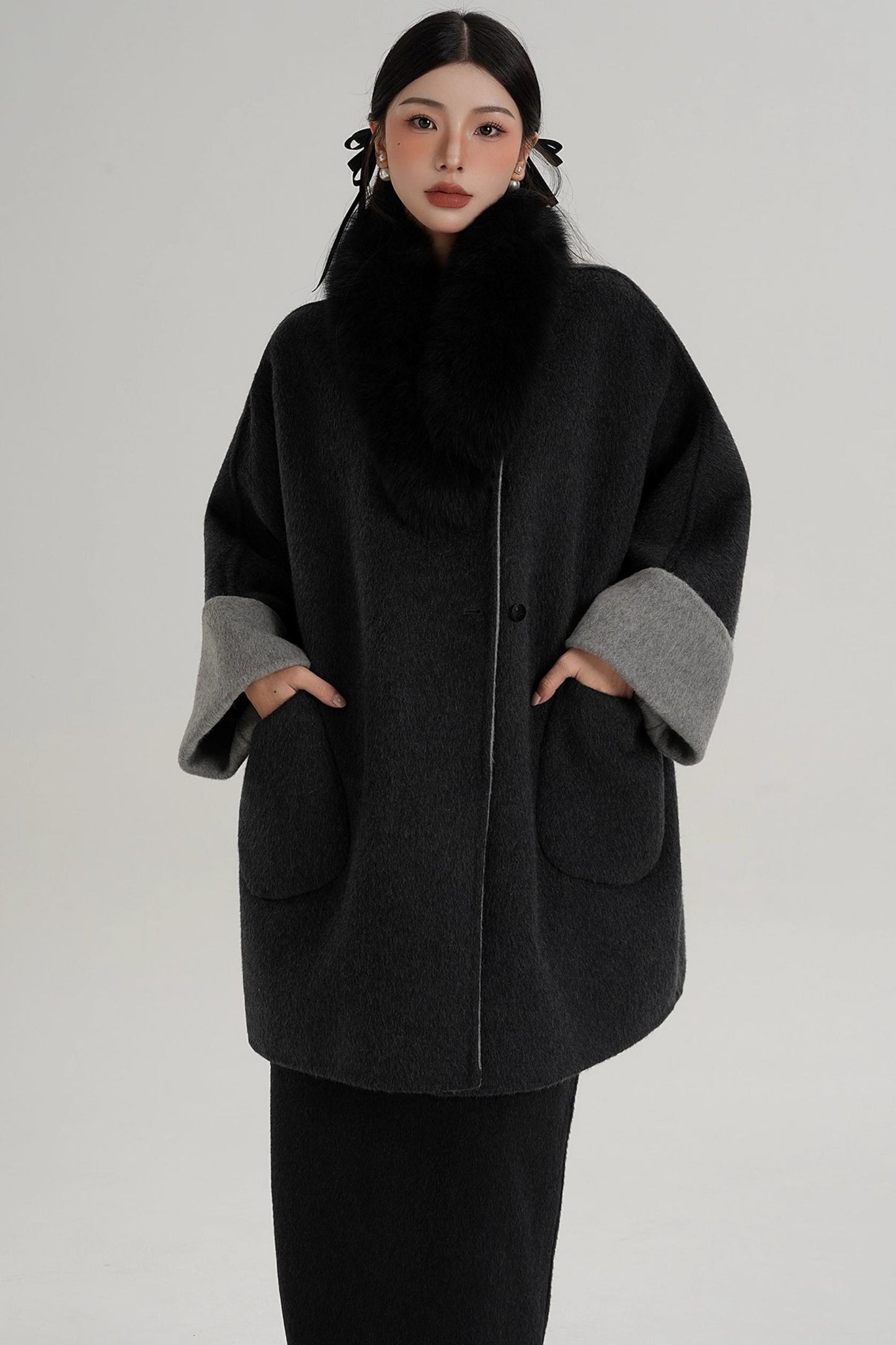 Elegant Fox Fur Collar Wool Cape Coat