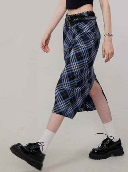 American mid-length plaid skirt