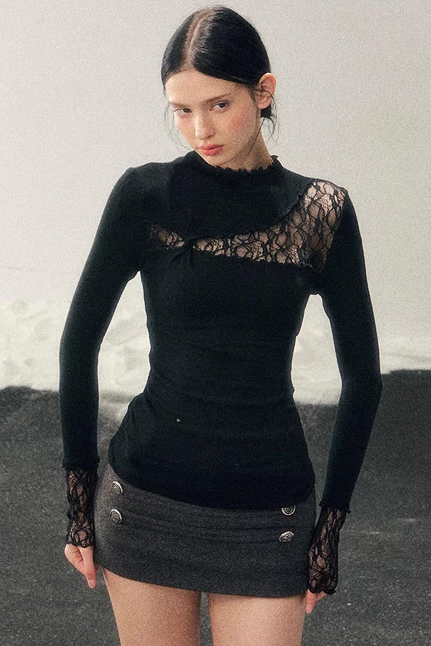 Lace Hollow-Out Slimming Top