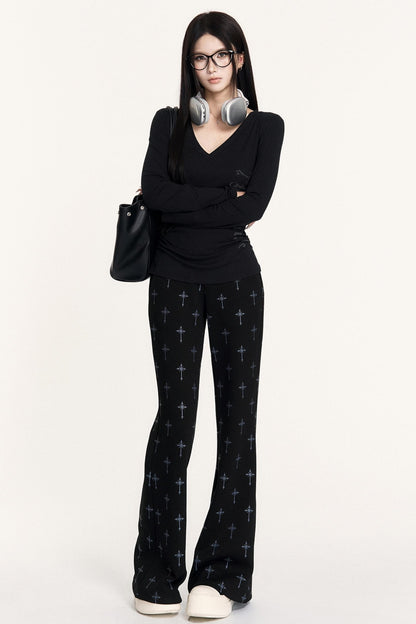 V-Neck Print Long-Sleeved T-Shirt