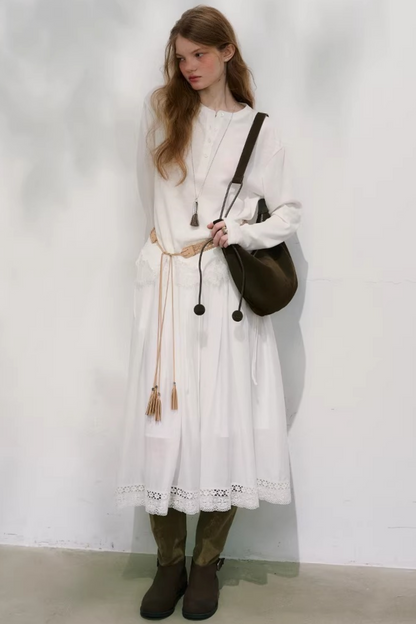 Swaying Silhouette Lace Top