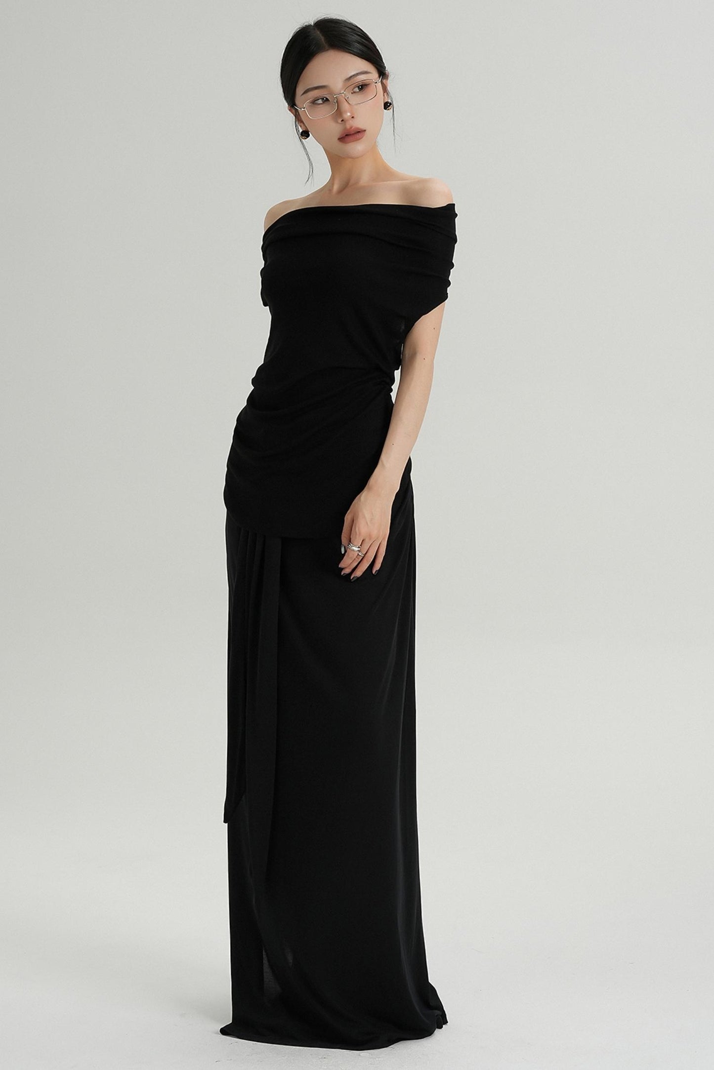 Chic One-Shoulder Top