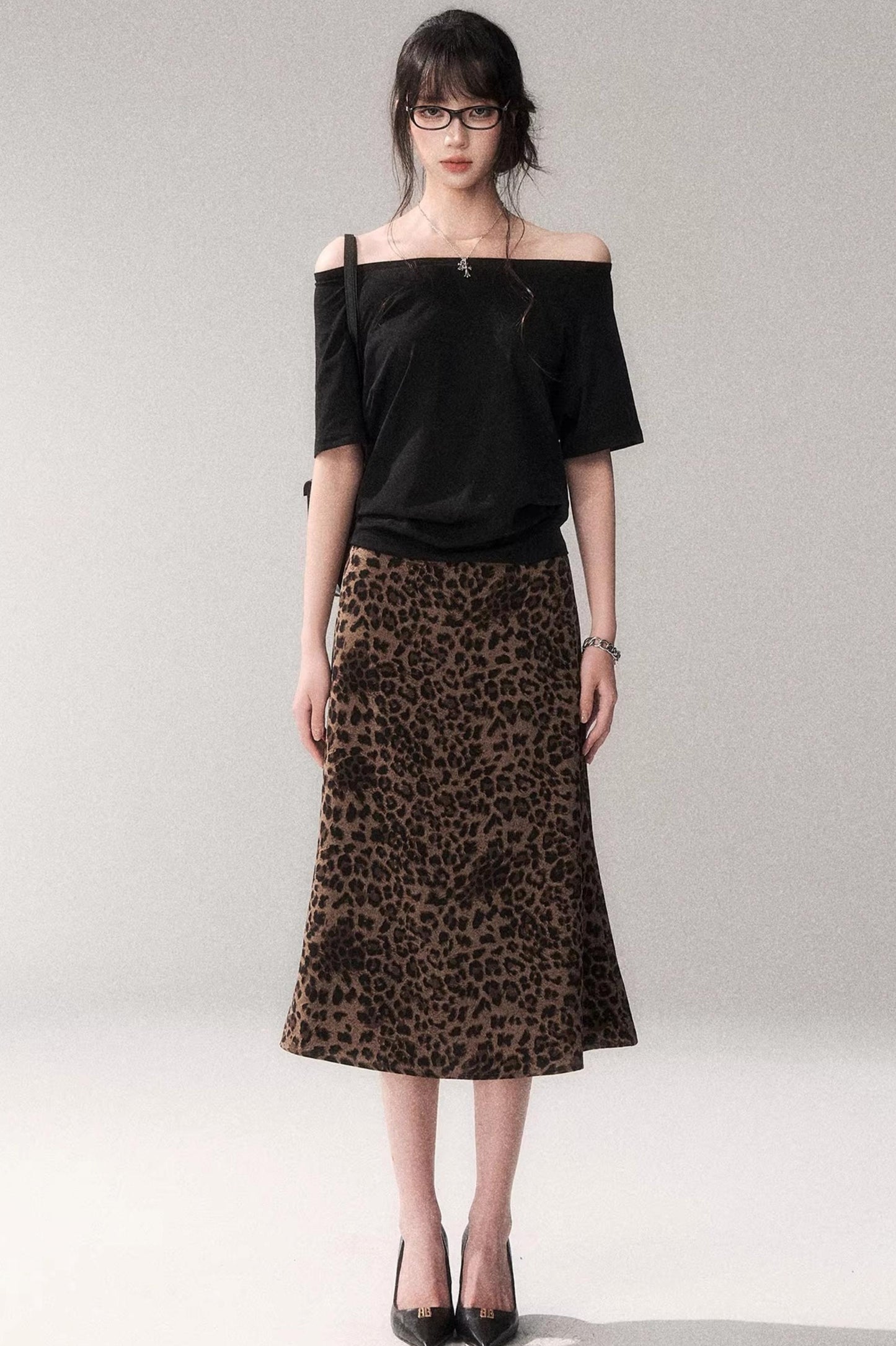Off-Shoulder Stretchy Summer Top
