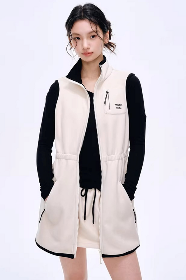 Fleece-Lined Waist-Cinching Vest Set-Up