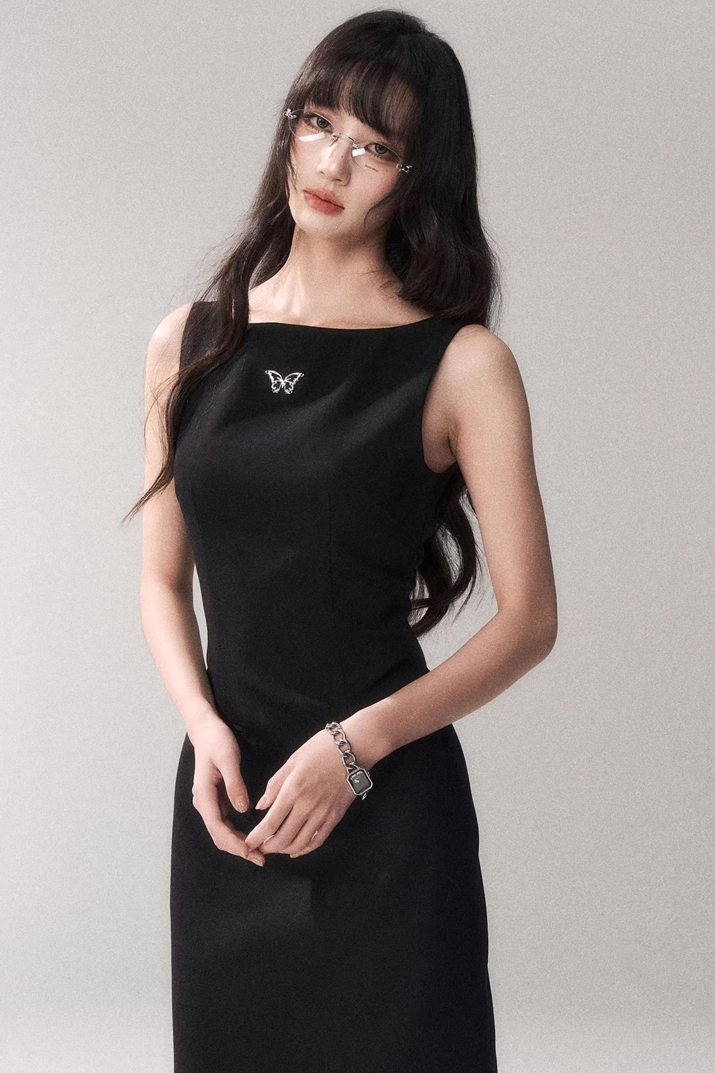 Siren schulterfreies graues Kleid