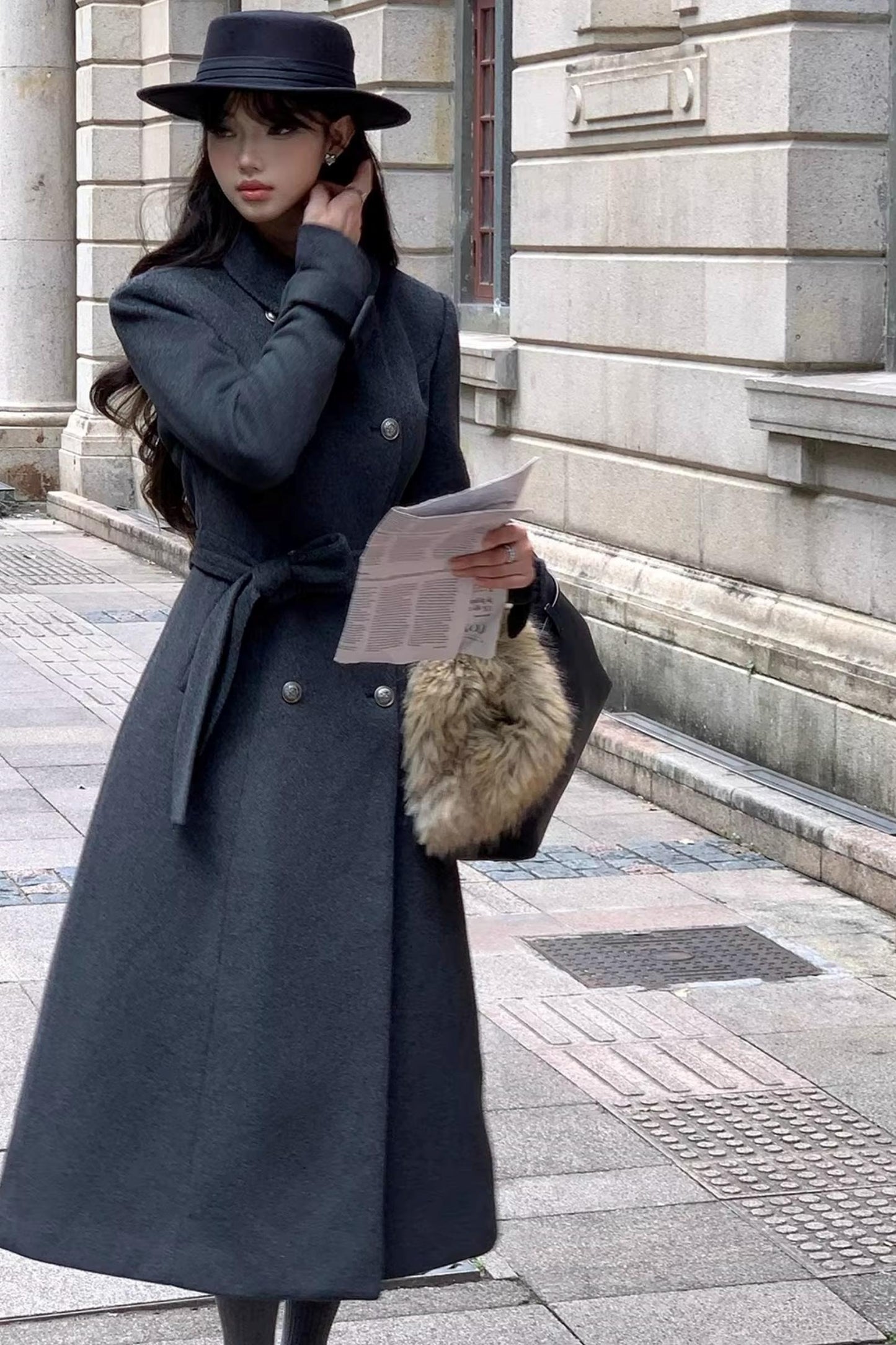 Double-Breasted Woolen Coat Set-Up