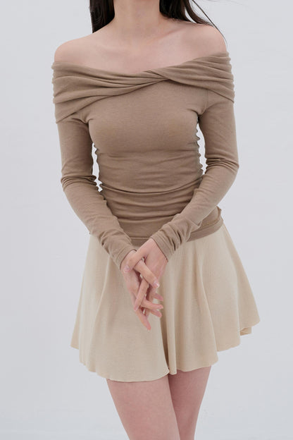 Glutinous Wool Blend One-Shoulder Top
