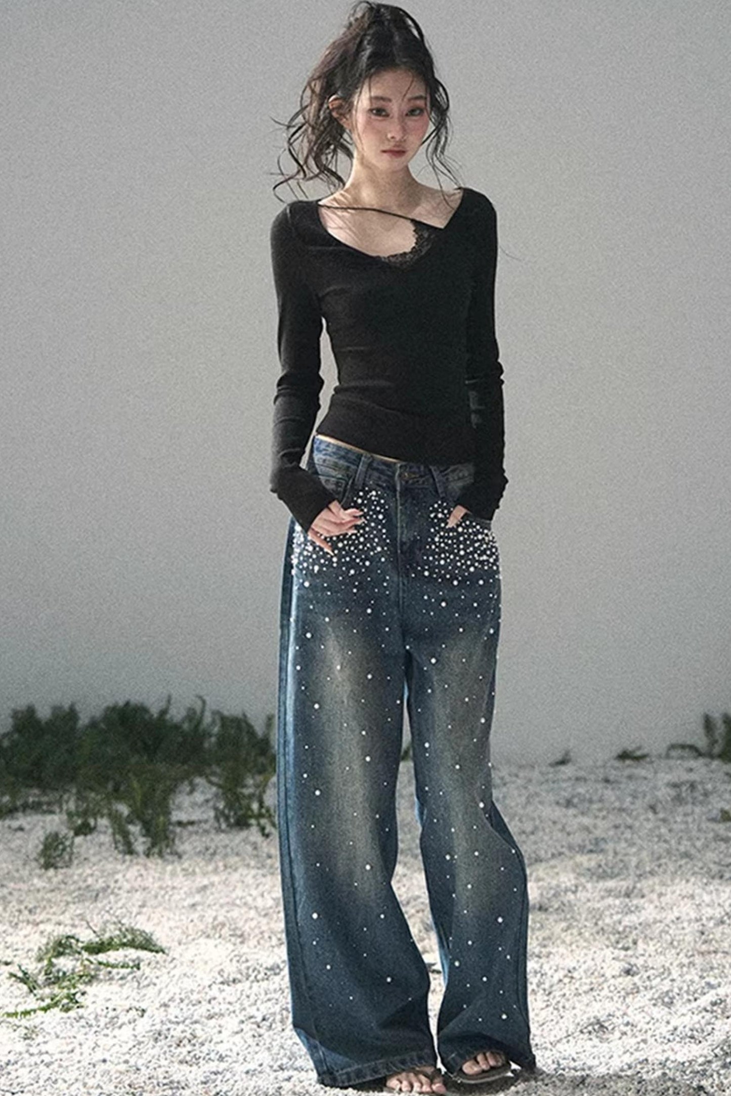 Pantalon en jean bleu clair perlé