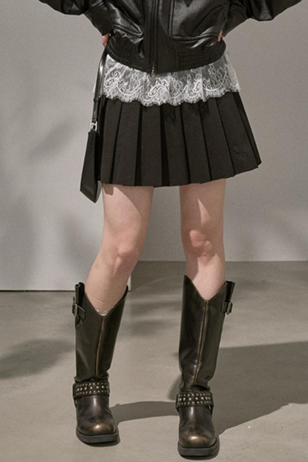 Silk Classic Pleated Puffy Short Skirt