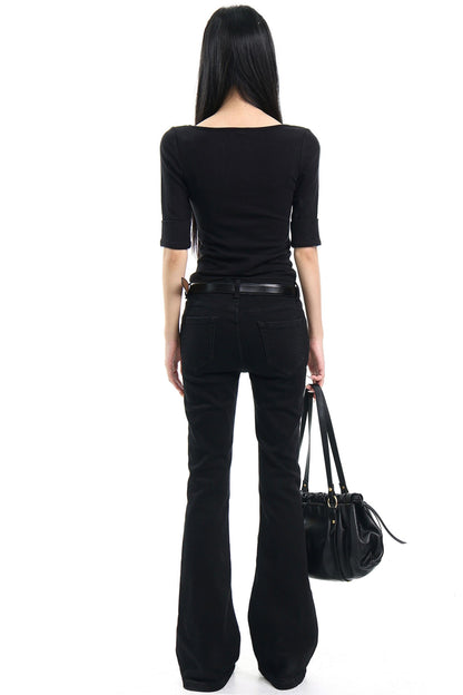 Figurbetontes Oberteil mit Spitzensaum