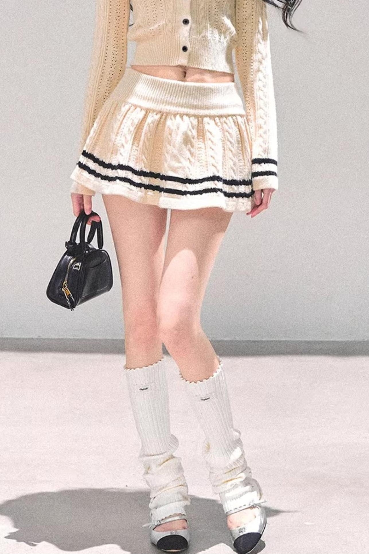 Red Evening Breeze Knitted Sweater Set-Up