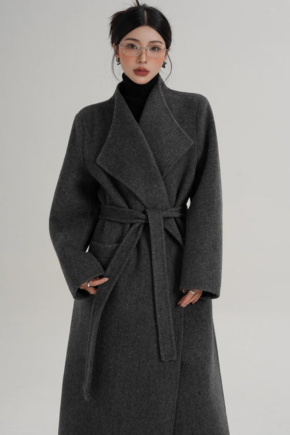 Elegant Wool Bathrobe Coat