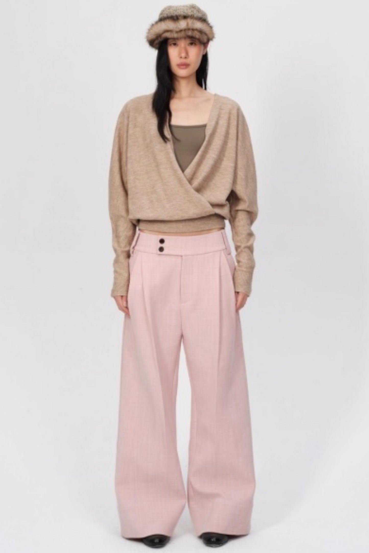 Pleated Low Rise Wide-Leg Pants