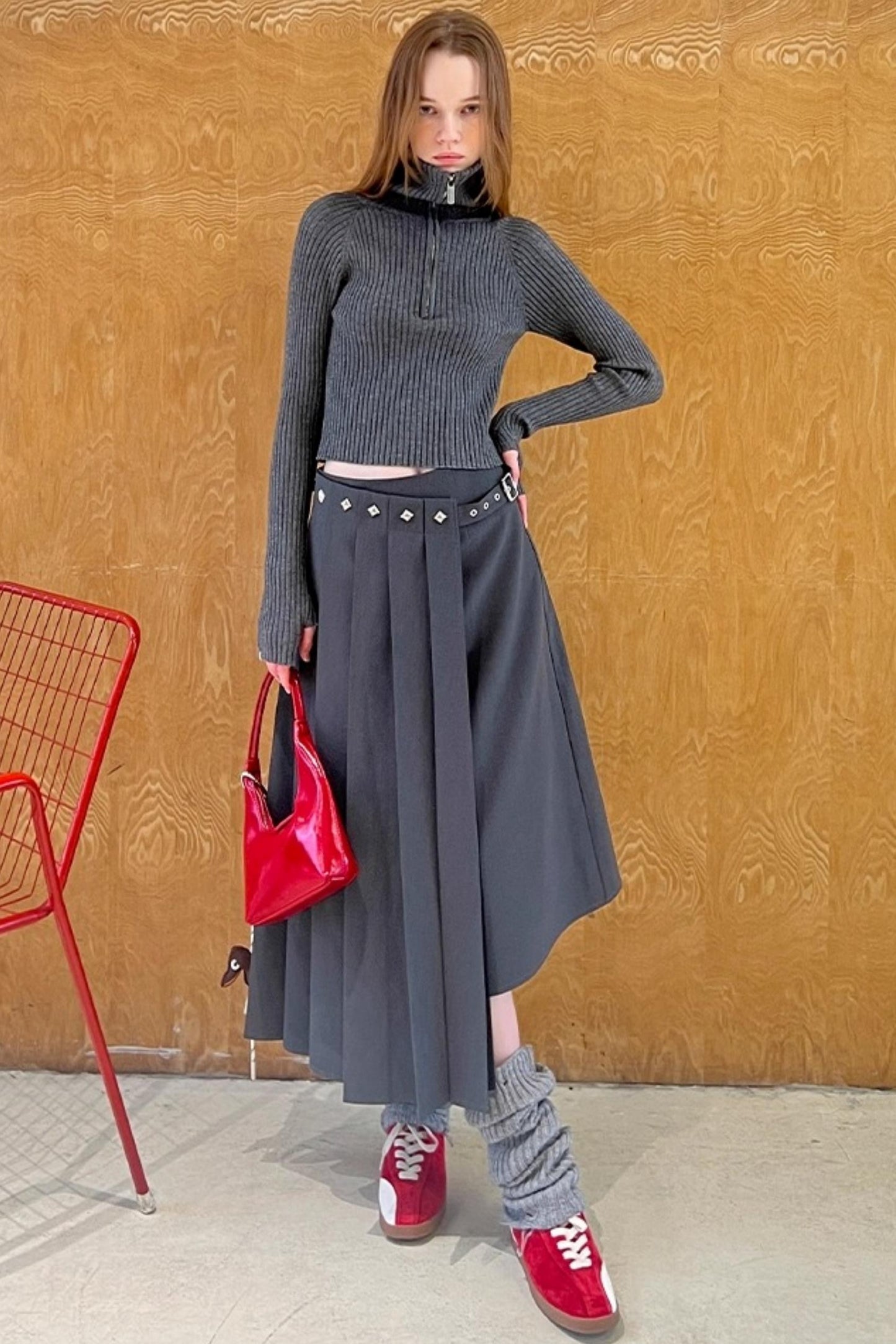 Stand-Up Collar Bottom Sweater