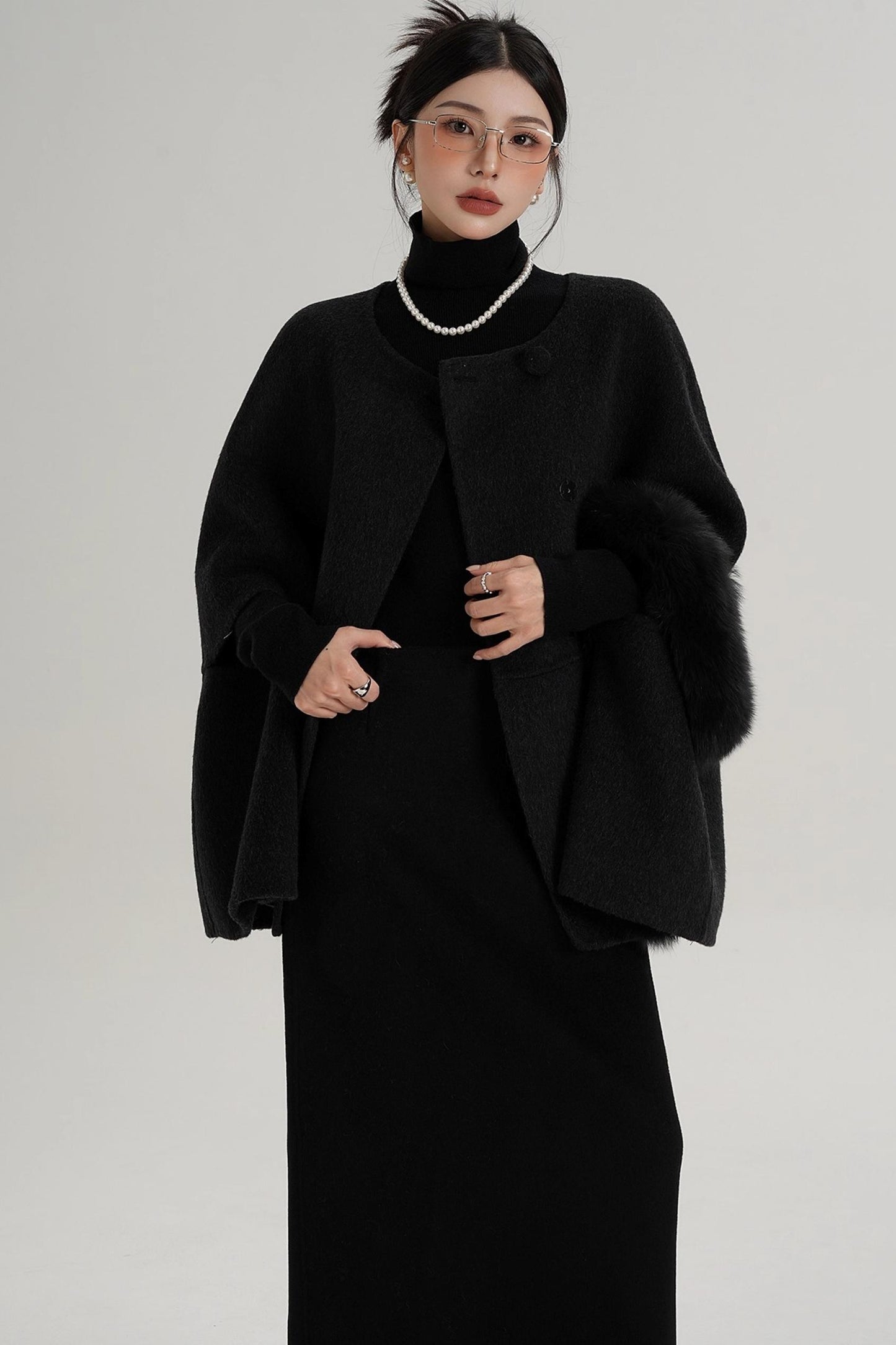 Elegant Fox Fur Wool Cape Coat