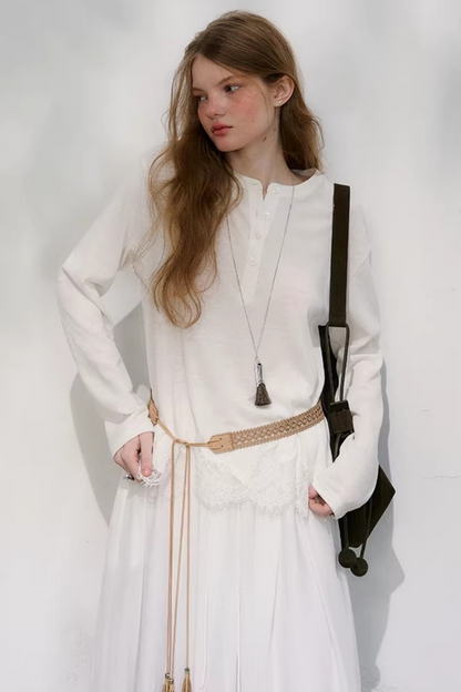 Swaying Silhouette Lace Top