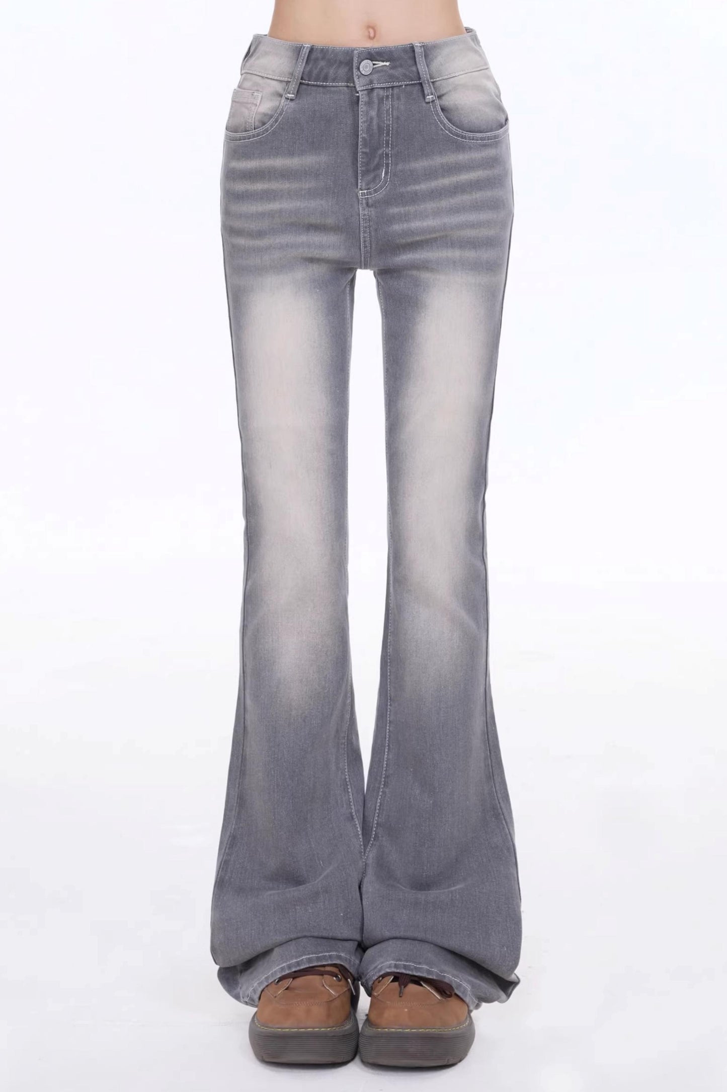 Spicy Slim-Fit Flared Pants